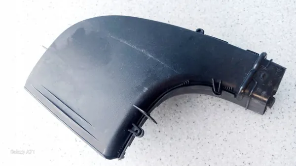 Volvo V40 II 2.0 D Luftansaugung OEM 31338658 image 3