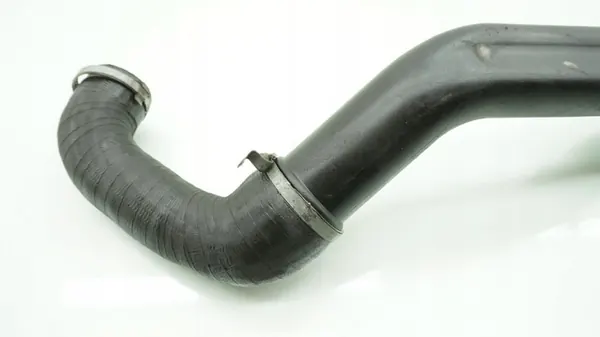 VOLVO V70 III 3.0 T6 Luftschlauch 30636612 image 2