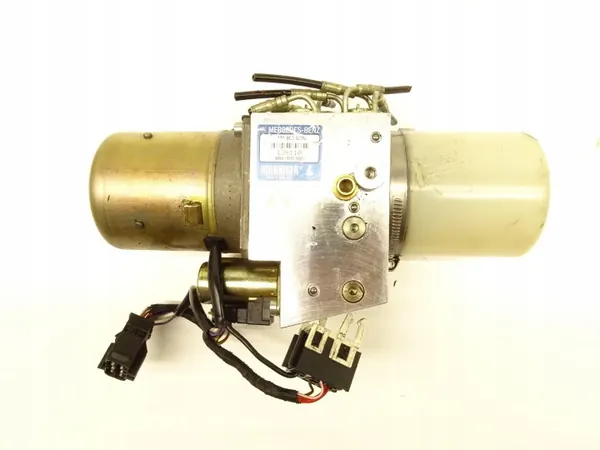 Bomba de teto usada OEM A1708000030 para Mercedes SLK R170 image 2