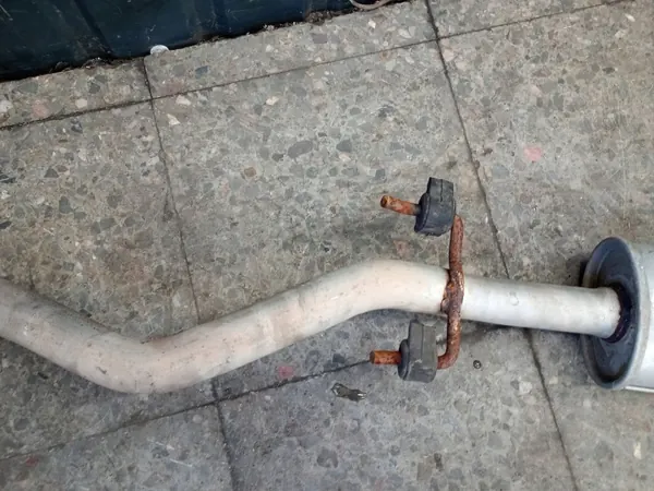 OEM TŁUMIK Silenciador Central e Traseiro Kia Sorento I image 3