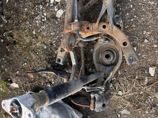 Mazda 3 III BM Taka-Akselin Jousitusvarsi OEM image 5