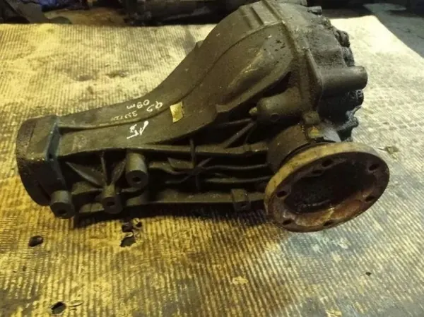 Bakre differential AUDI Q5 (8R) 09205 Diesel 125kW 2013 image 2