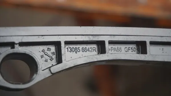 Steuerkettenschiene YS23 für Navara D23 2.3 DCI image 4