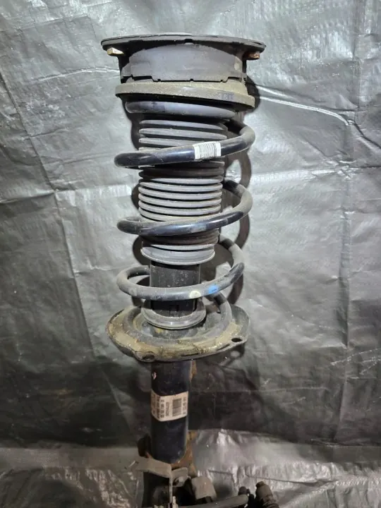 Audi A3 8V3 Vorderrechte Spurstange OEM 5Q0413023DB image 5