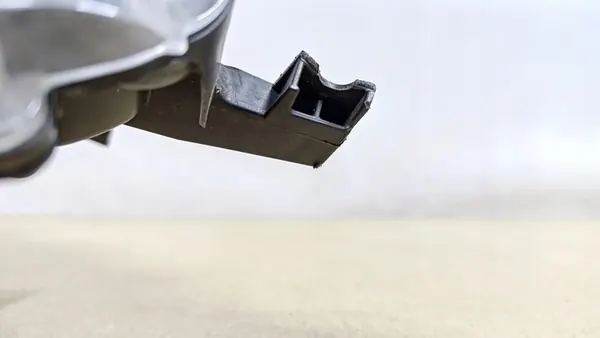 TOYOTA YARIS IV P21 Faro Derecho 81130-K0060 OEM image 8