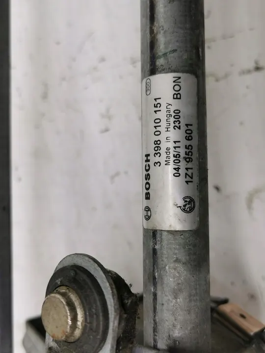 Etupyyhkijän mekanismi Skoda Octavia II image 5