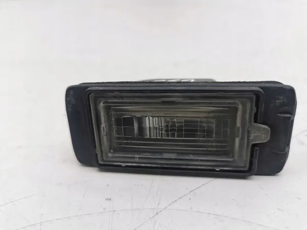 Opel Zafira C 2014 Conjunto de luz de placa traseira OEM image 9