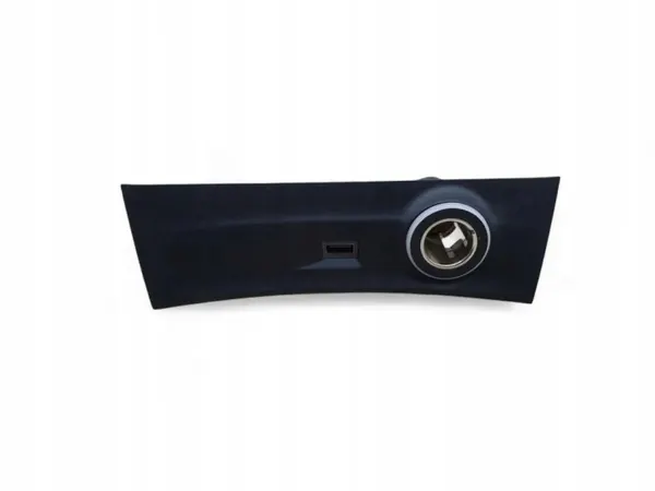 USB-portti OEM 00505493820 Alfa Romeo Stelvio image 2