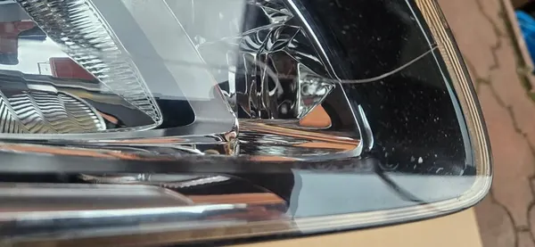 Volvo S60 V60 Bi Xenon Oikea 31420262 image 2