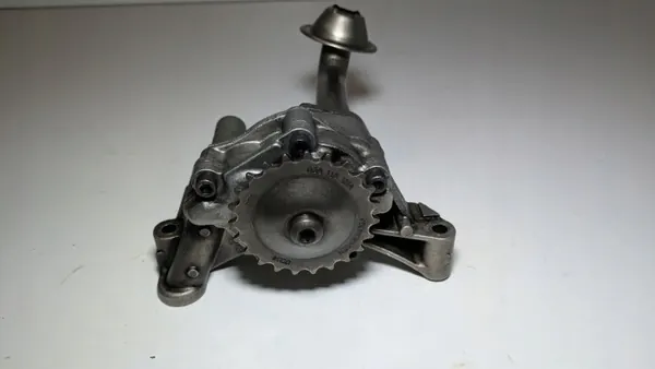 Öljypumpun pyörä VW Audi 1.9/2.0 TDI OEM 038115121A image 7
