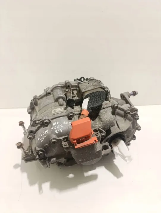 Rear Differential Toyota Highlander XU70 211364 image 2
