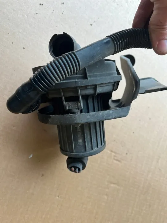 Bomba de ar secundário OEM 06A959253B para Audi A4 B6 image 3