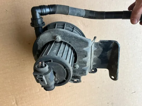 Bomba de ar secundário OEM 06A959253B para Audi A4 B6 image 4