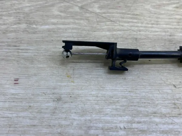 VW Motorhuvelåskabel OEM 7P6823531B - Begagnad image 5