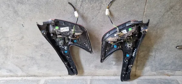 Lámpara trasera derecha Nissan Juke F15 image 4