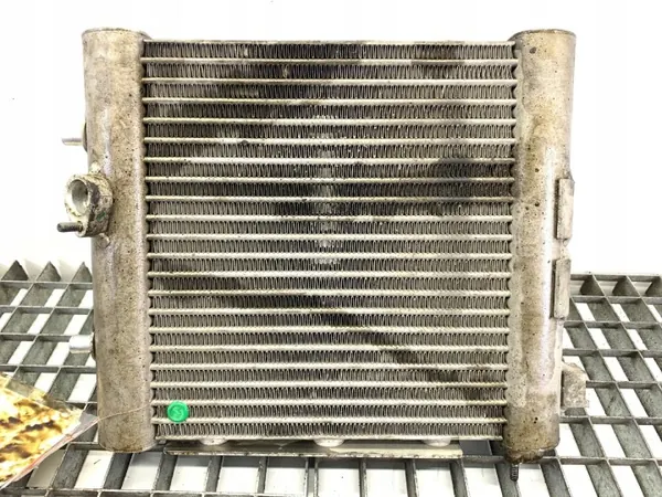 Öljynjäähdytin OEM 4G0117021A Audi A7 4G 4.0 560hv image 2