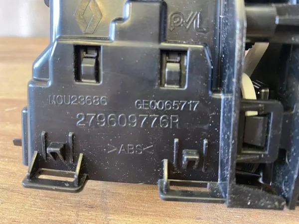 OEM 279609776R Bakre luftmunstycke Renault Austral 2024 image 4