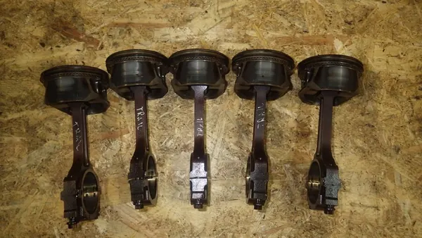 CHEVROLET TRAILBLAZER 4.2 KOLVSTÅNG image 5