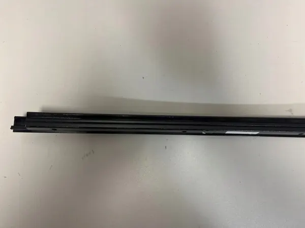 Bakrutslist vänster sida OEM 7429391 BMW X5 G05 image 5