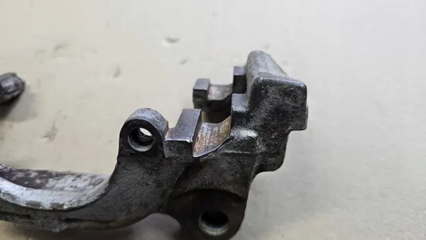 Support de serrage avant OEM 801 VW GOLF V 1.9 TDI image 3