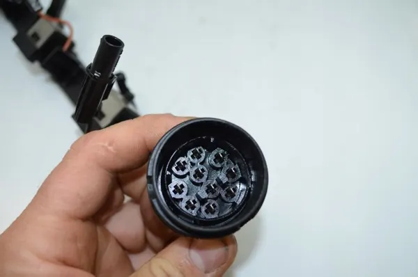 Conjunto Cable Inyector OEM 03G971033M para VW 2.0 TDI image 3