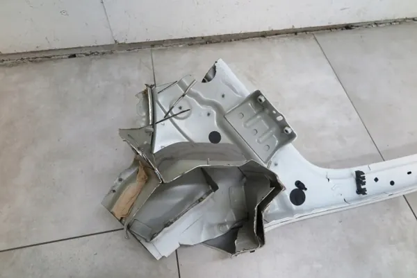OEM POSZYCIE SŁUPEK DACHOWY LEWY PRZÓD PEUGEOT 308 T9 image 6
