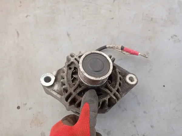 Vaihtovirtageneraattori Fiat Doblo II 2.0 MJet OEM 52003506 image 2