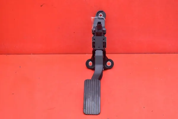 Pédale d'accélérateur OEM 00136810 pour Hyundai Kona 1.6 GDi image 2