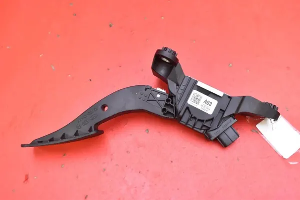 Pédale d'accélérateur OEM 00136810 pour Hyundai Kona 1.6 GDi image 3