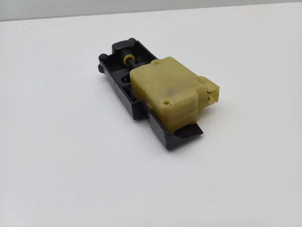 Atuador de tampa de combustível Volvo XC70 30716837 image 3