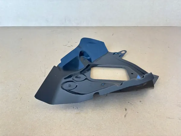 Para-lama inferior esquerdo traseiro Mazda 3 OEM B4YC-71-40X image 6