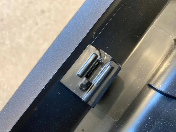 OEM 4M0867607F Bakre Tunnelöverdrag Vänster Audi Q7 image 10