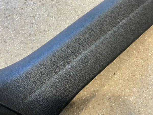 OEM 4M0867607F Bakre Tunnelöverdrag Vänster Audi Q7 image 7