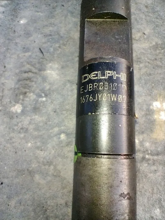 Inyector Nissan Renault Dacia 1.5 DCI H8200421897 image 2