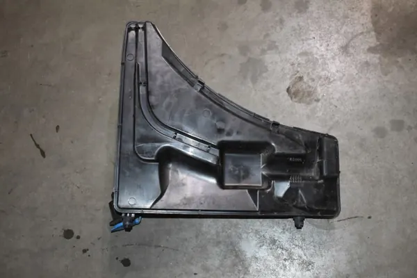 Porsche Panamera 971 OEM 974955449B pesulaitesäiliö image 4