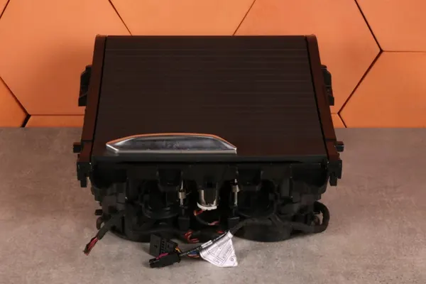 BMW OEM 5A192C3 mukiteline langattomalla laturilla image 3