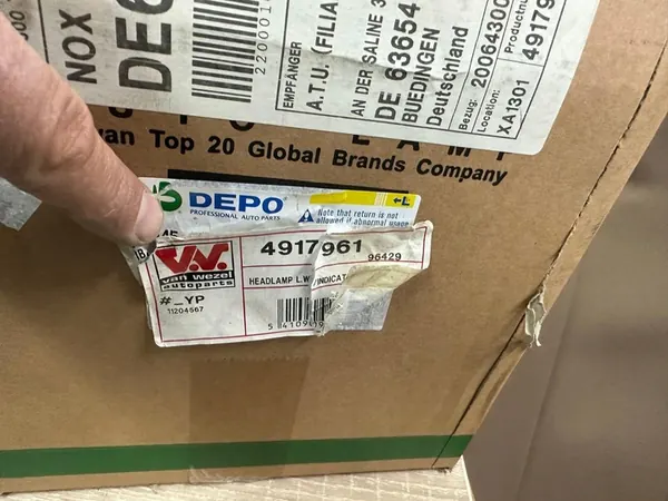 VAN Wezel 4917961 Refletor image 4