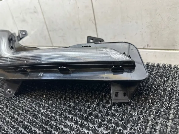 Luzes de circulação diurna Lado direito Renault Koleos II 266003583R image 3