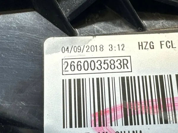 Luzes de circulação diurna Lado direito Renault Koleos II 266003583R image 8