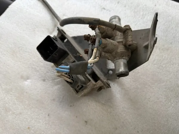 Relais & Module Chauffage Eau OEM 8200558438A image 2