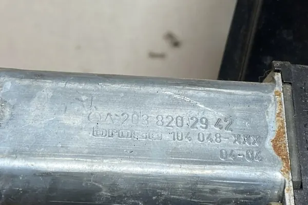 Elevador de vidro traseiro esquerdo MERCEDES-BENZ C (W203) A2038202942 image 3