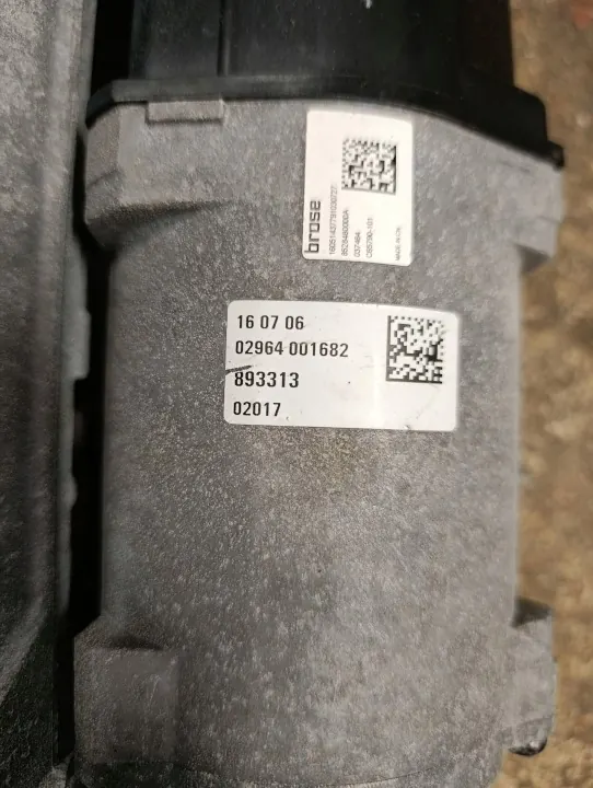 Pieza electrónica dirección OEM 893313 - Mercedes C W205 image 4