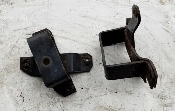 OEM Mocowanie Jousituen Kiinnike Edessä Iveco Daily 99-25 image 2