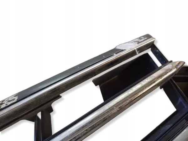 Volkswagen OE 3G0853651AN Kühlergrill - Gebraucht image 7