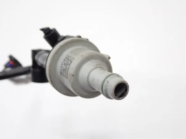 Brandstofsensorventiel OEM 05C906517B Skoda Fabia IV image 7