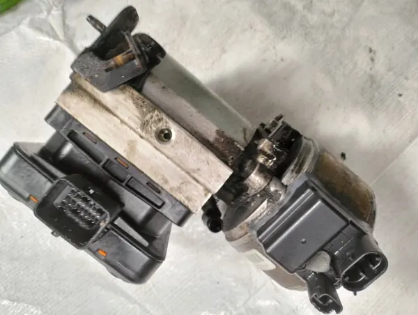 Pompe de suspension Citroen C6 Xenon OEM 966316650047 image 3