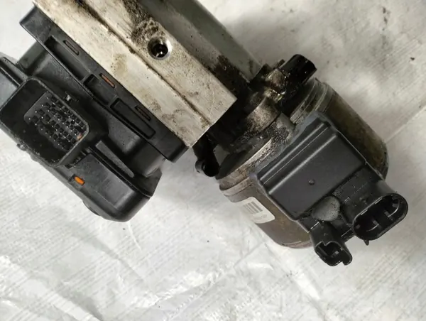 Pompe de suspension Citroen C6 Xenon OEM 966316650047 image 5