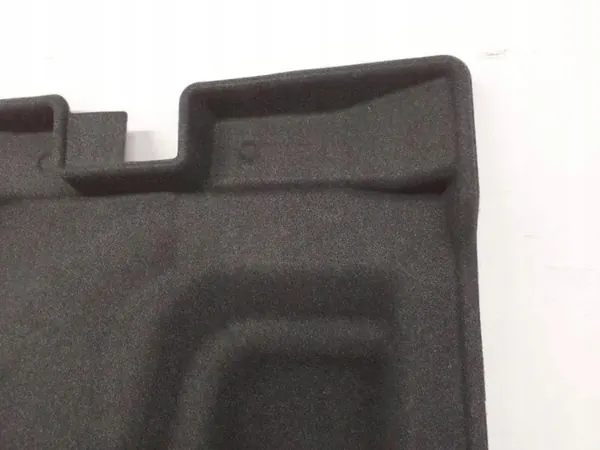 Alfombrilla maletero Volvo XC40 OEM 32239285 - Usado image 3