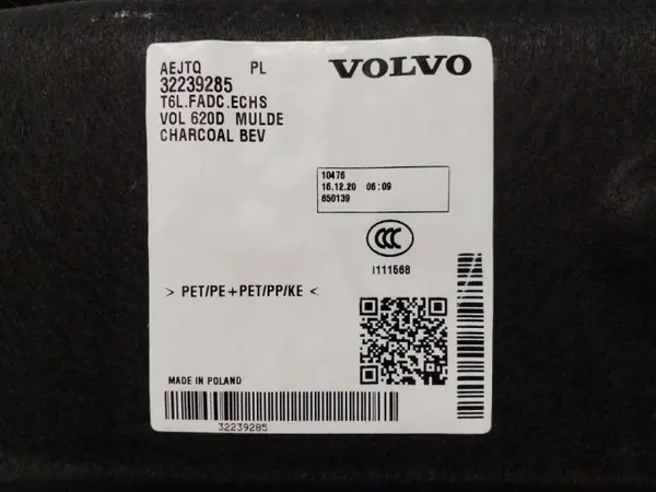 Alfombrilla maletero Volvo XC40 OEM 32239285 - Usado image 6