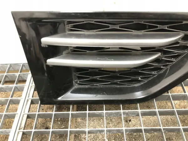 Grille de ventilation Land Rover OEM AH3216A415 Range Rover Sport image 4